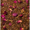 Elégante association de parfums pêche, cerise et orange alliée au goût du thé rouge (rooibos)